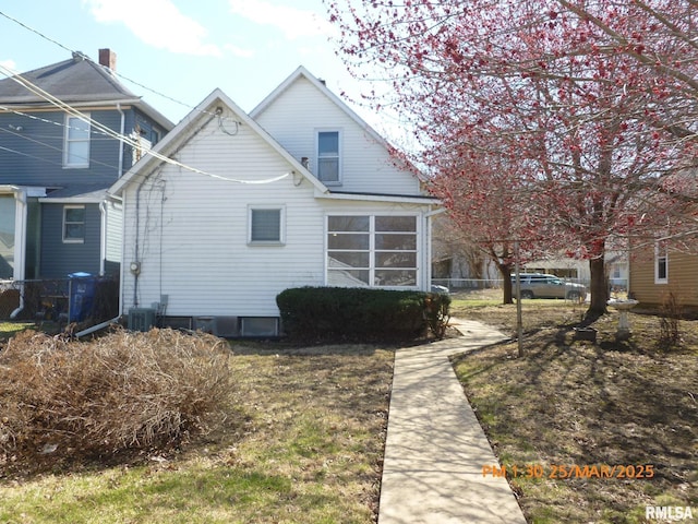 145 6th Ave, Moline, IL 61265 - view of back of house