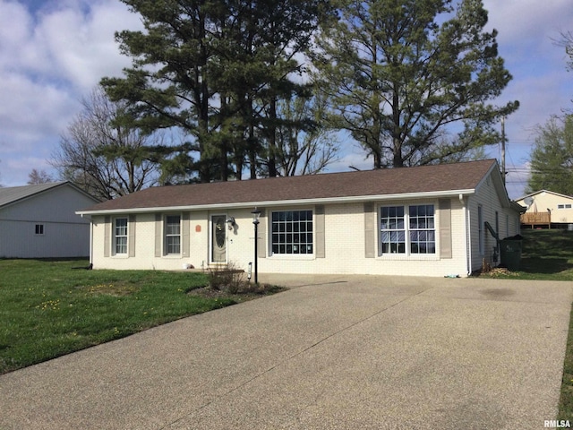 109 Evergreen Dr, Anna, IL 62906 - photo 1