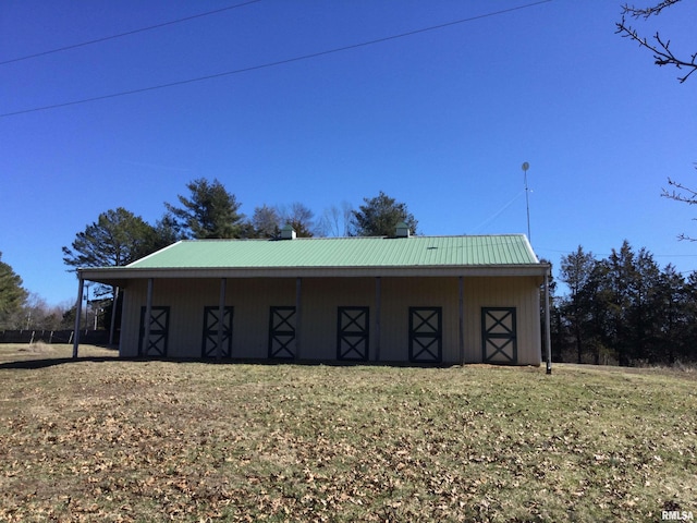 5453 Cherokee Ln, Carbondale, IL 62901 - view of outbuilding featuring an outdoor structure