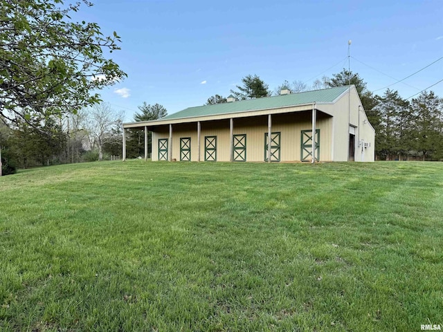 5453 Cherokee Ln, Carbondale, IL 62901 - exterior space with an outdoor structure