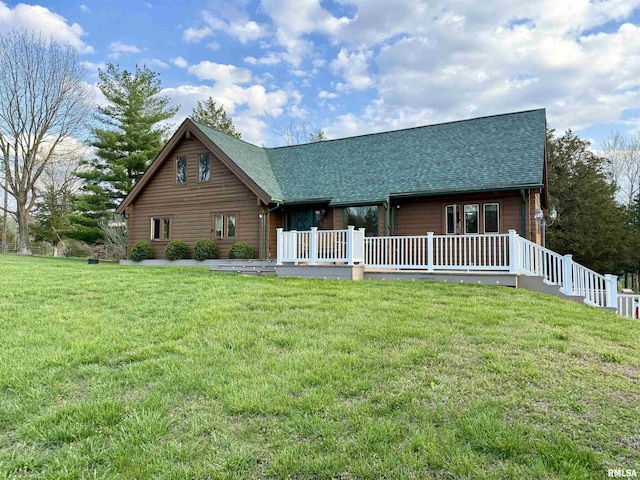 5453 Cherokee Ln, Carbondale, IL 62901 - view of front of property with a shingled roof and a front lawn