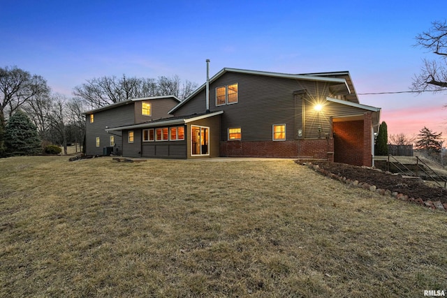 7216 Valley Dr, Bettendorf, IA 52722 - photo 5
