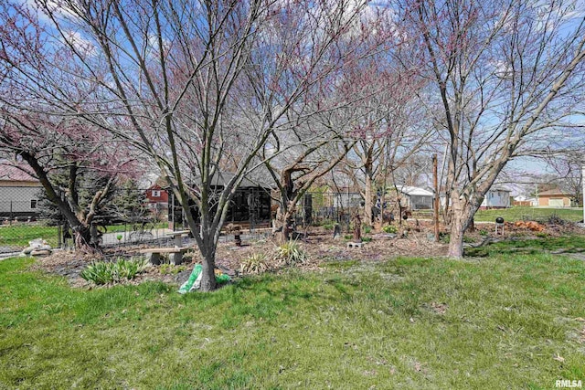 408 E Henry St, Atkinson, IL 61235 - view of grassy yard
