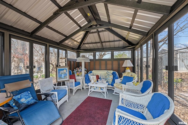 408 E Henry St, Atkinson, IL 61235 - sunroom / solarium featuring outdoor lounge area and vaulted ceiling