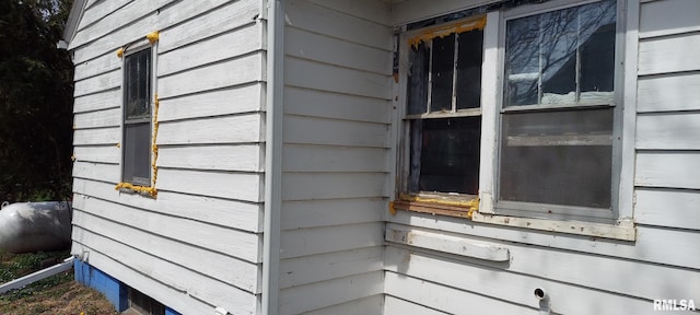 18304 W 206th St, Buffalo Prairie, IL 61237 - details featuring heating fuel