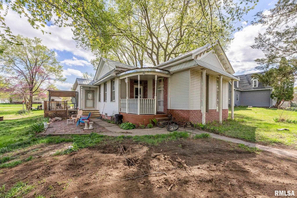 1006 Washington St, Keithsburg, IL 61442 - photo 1