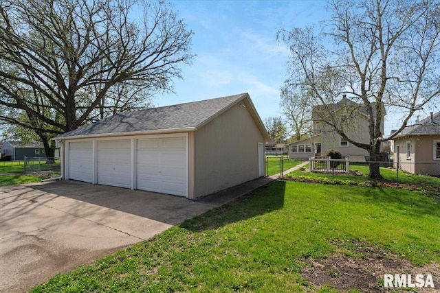 608 S Oakwood Ave, Geneseo, IL 61254 - view of detached garage