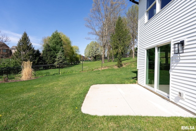 4048 Meadowlark Ct, Bettendorf, IA 52722 - view of yard featuring fence and a patio area