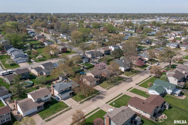 2149 W 30th St, Davenport, IA 52804 - aerial view of property and surrounding area with nearby suburban area