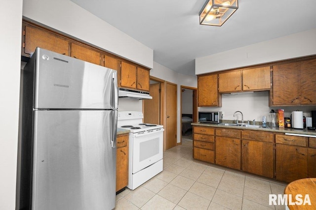 111 Ewing St, Le Claire, IA 52753 - photo 4