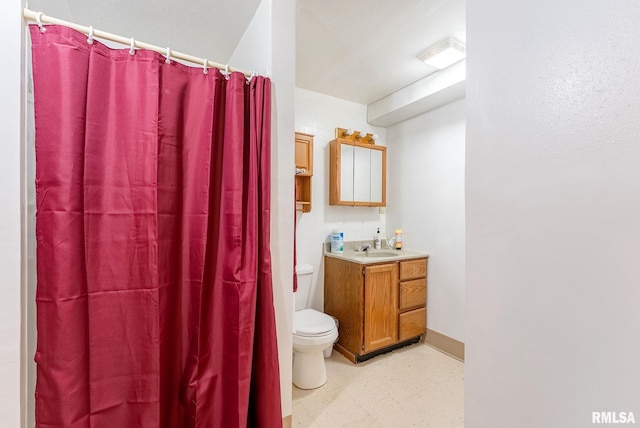 325 W 64th St, Davenport, IA 52806