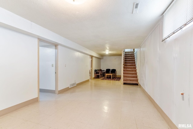 325 W 64th St, Davenport, IA 52806