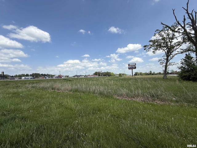 001 Clark St, Carterville, IL 62918