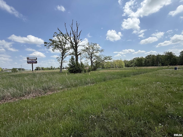 001 Clark St, Carterville, IL 62918