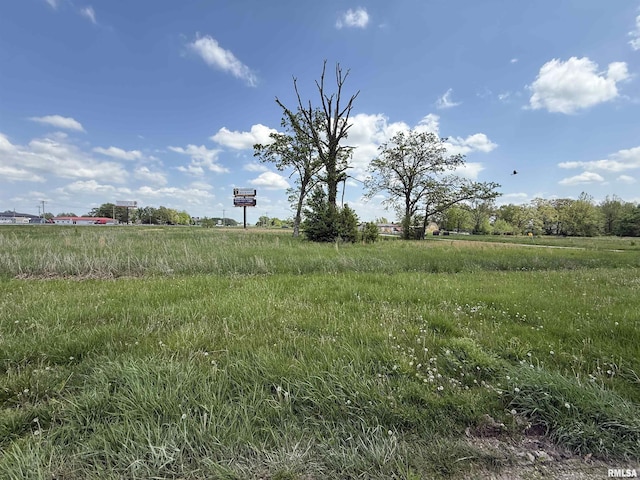 001 Clark St, Carterville, IL 62918