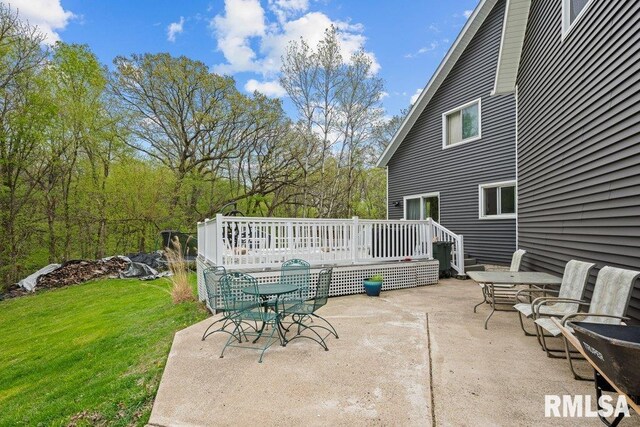 view of patio / terrace featuring a wooden deck