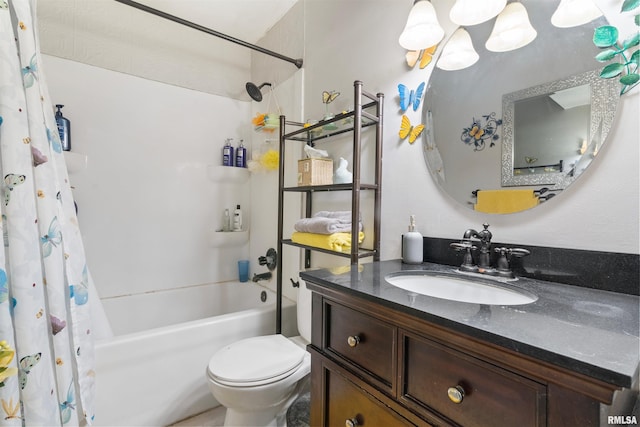 4012 172nd St N, East Moline, IL 61244 - full bath featuring vanity, shower / bath combo with shower curtain, and toilet