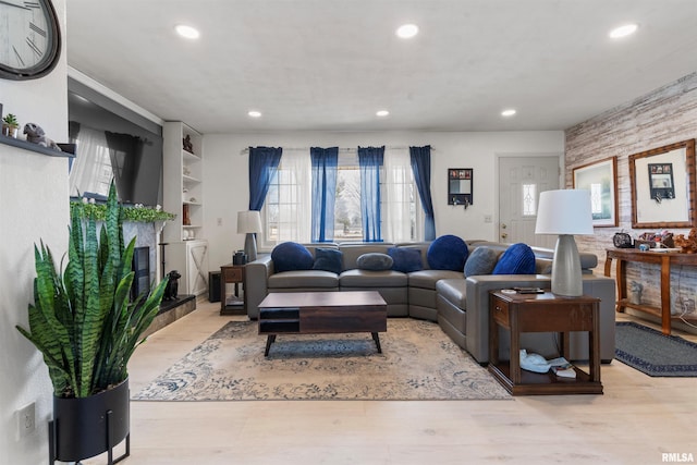 4012 172nd St N, East Moline, IL 61244 - living area with recessed lighting and a healthy amount of sunlight