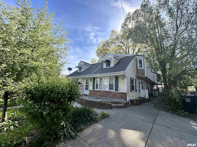 view of front of property with brick siding