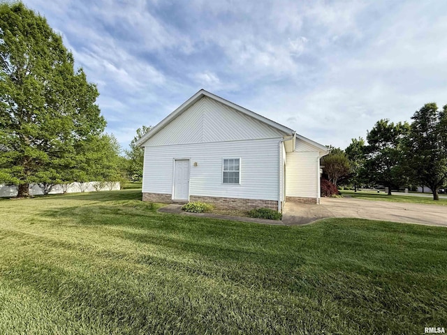 106 Jeremy Dr, Carterville, IL 62918 - exterior space with a lawn