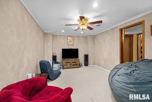 living room featuring ceiling fan, visible vents, ornamental molding, carpet, and recessed lighting