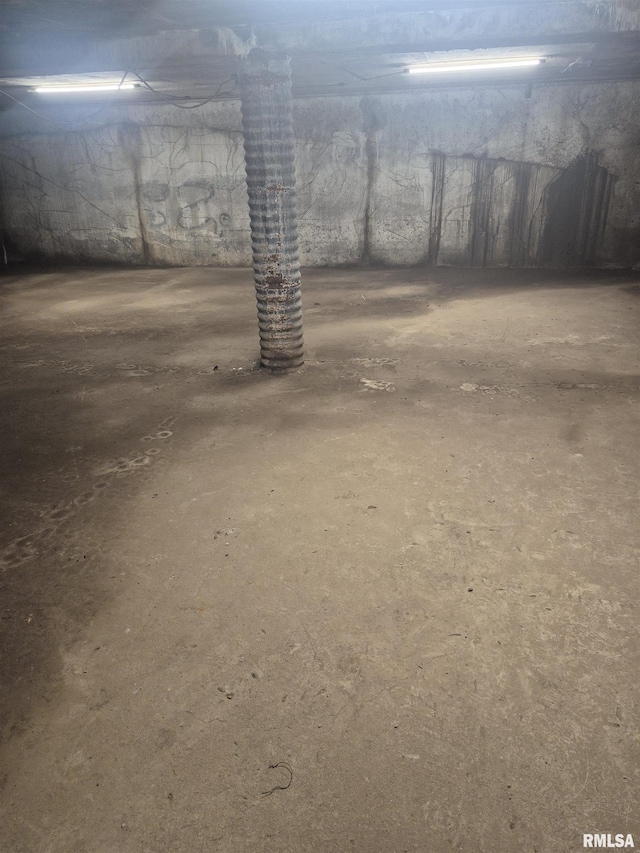 116 Ballantine St, Duquoin, IL 62832 - view of unfinished below grade area