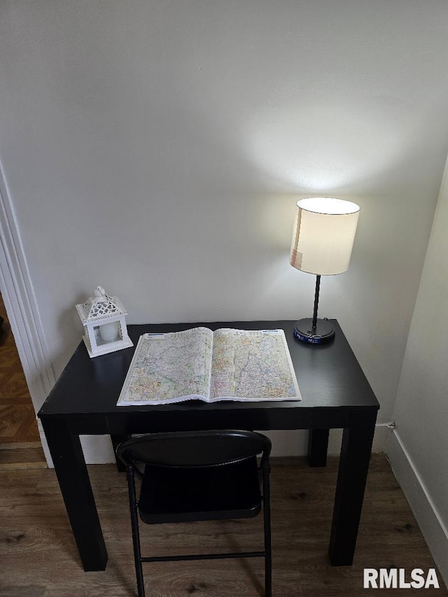818 16th Ave, Fulton, IL 61252 - home office featuring baseboards and wood finished floors