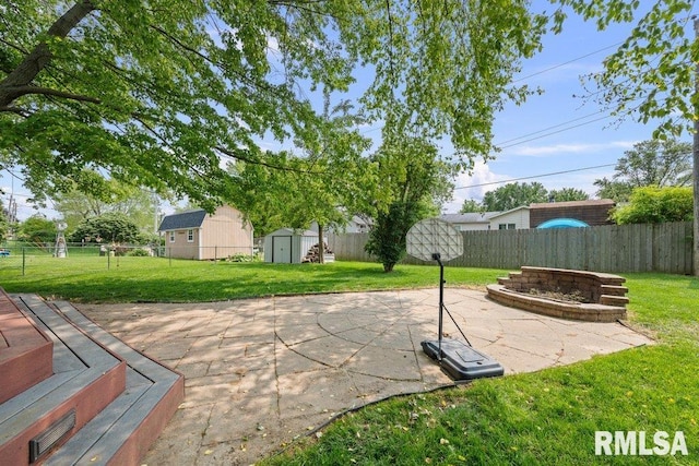 2303 Pinehurst St, Bettendorf, IA 52722 - view of patio