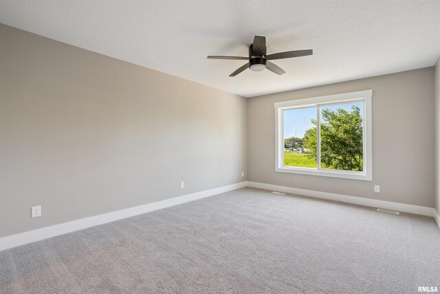 3129 W 34th St, Davenport, IA 52806 - photo 13