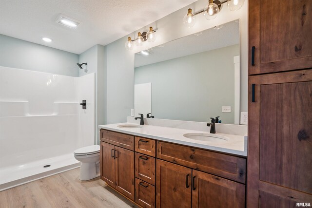 3129 W 34th St, Davenport, IA 52806 - photo 15