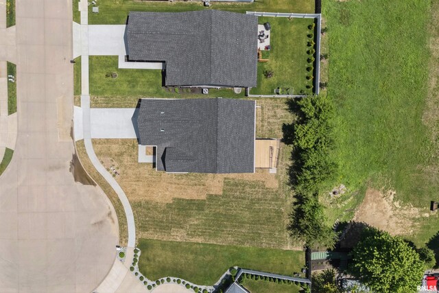 3129 W 34th St, Davenport, IA 52806 - photo 35