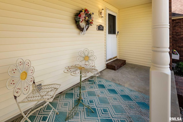 property entrance with a porch