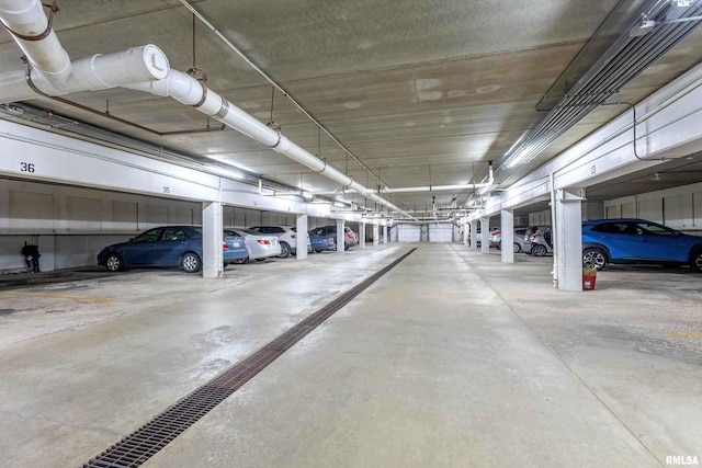 1360 Kimberly Ridge Rd Unit 309, Bettendorf, IA 52722 - view of parking garage