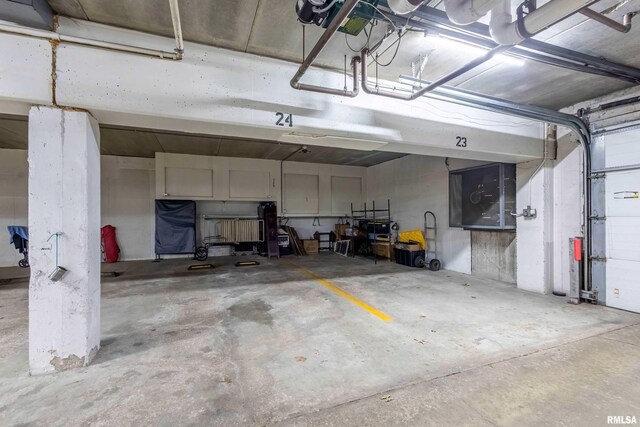 1360 Kimberly Ridge Rd Unit 309, Bettendorf, IA 52722 - view of garage
