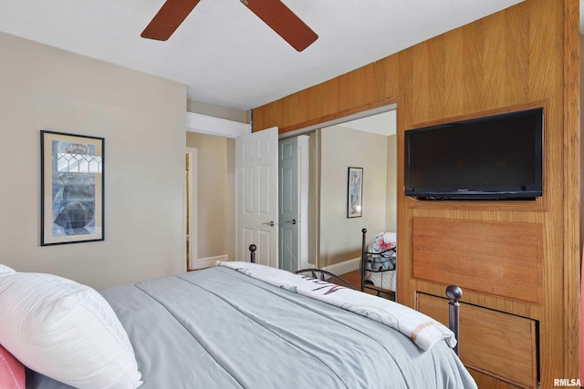 bedroom featuring a closet and ceiling fan