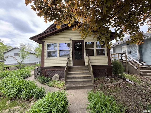 bungalow featuring entry steps