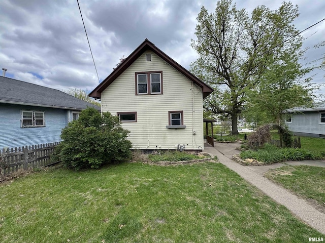 2332 Prospect Ave, Clinton, IA 52732 - photo 5