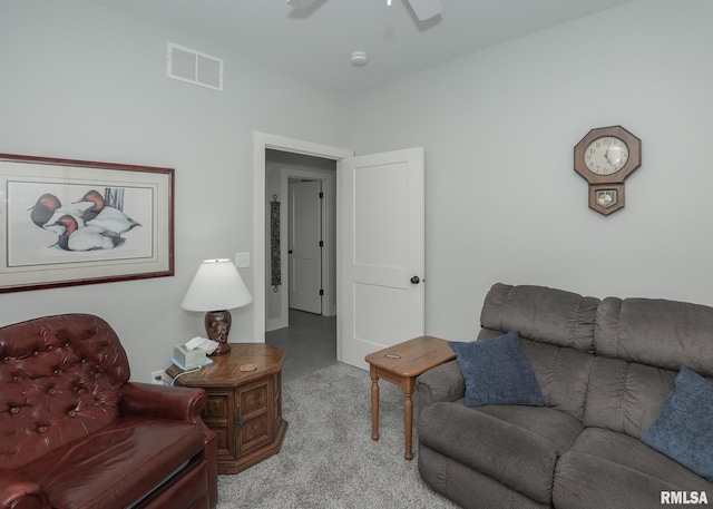 6811 Genesis Way, Bettendorf, IA 52722 - carpeted living room featuring a ceiling fan