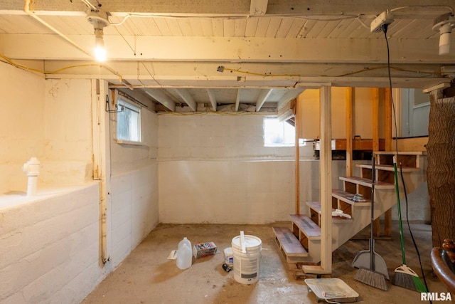 301 N 11th St, Herrin, IL 62948 - view of basement
