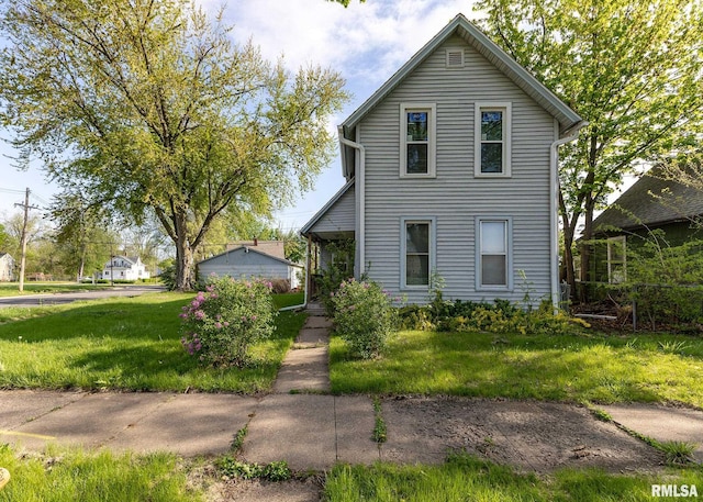 view of front of house with a front yard