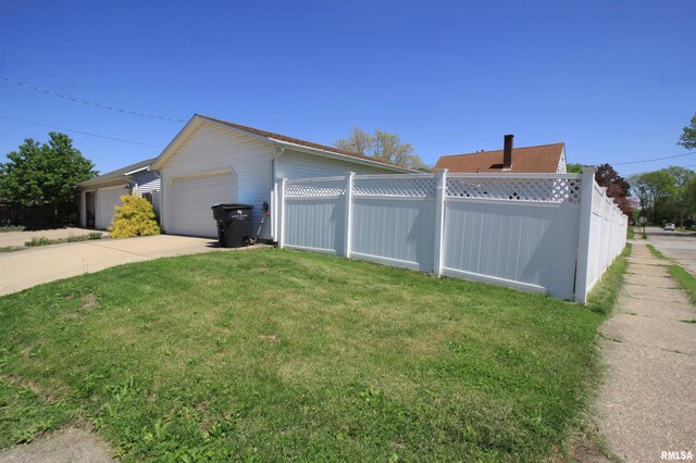 2060 45th St, Rock Island, IL 61201 - photo 31