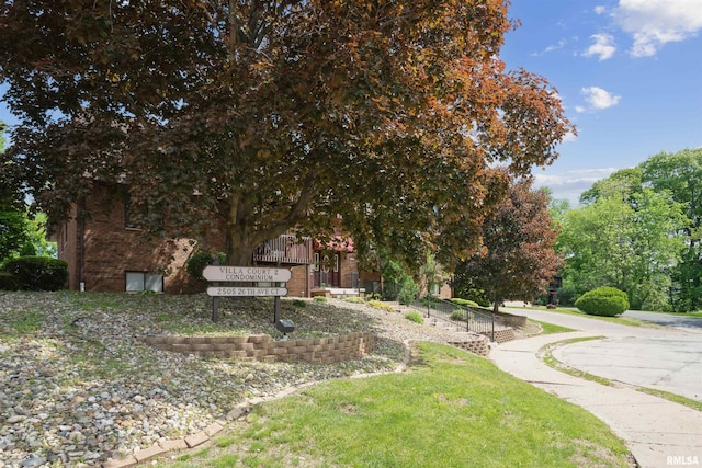 2505 26th Avenue Ct Unit J, Rock Island, IL 61201 - view of community