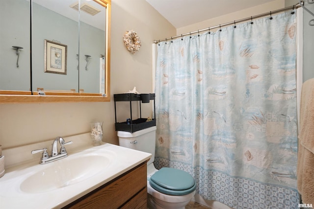 2505 26th Avenue Ct Unit J, Rock Island, IL 61201 - full bathroom with toilet, vanity, and curtained shower