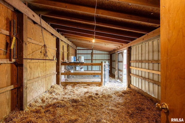 17503 N Woodlawn Ln, Woodlawn, IL 62898 - view of stable