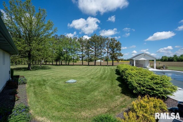 12 Old Marion Rd, West Frankfort, IL 62896 - view of green lawn