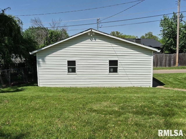 view of side of property