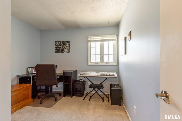 2885 Willow Dr, Bettendorf, IA 52722 - living room featuring carpet flooring and a textured ceiling