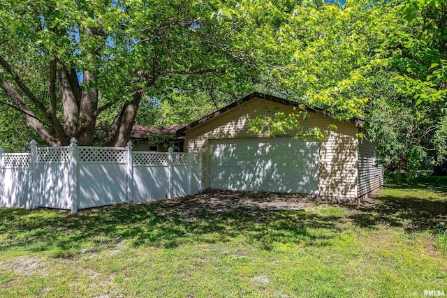 1401 Thomas St, Carterville, IL 62918 - view of yard