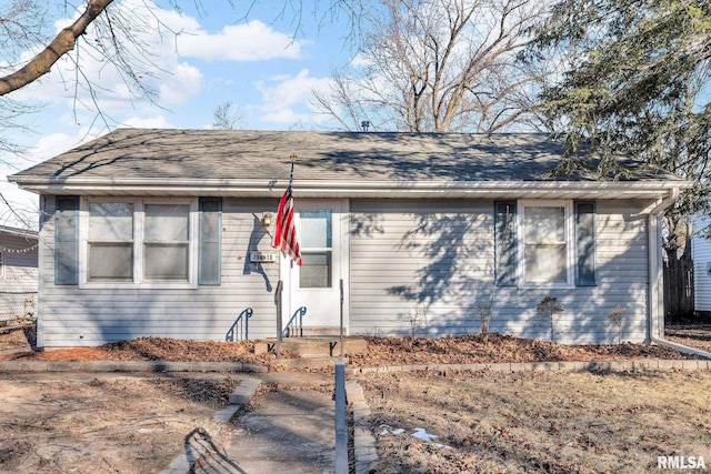 2910 Central Ave, Bettendorf, IA 52722 - view of bungalow-style house