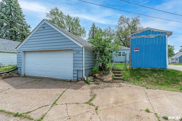 view of detached garage